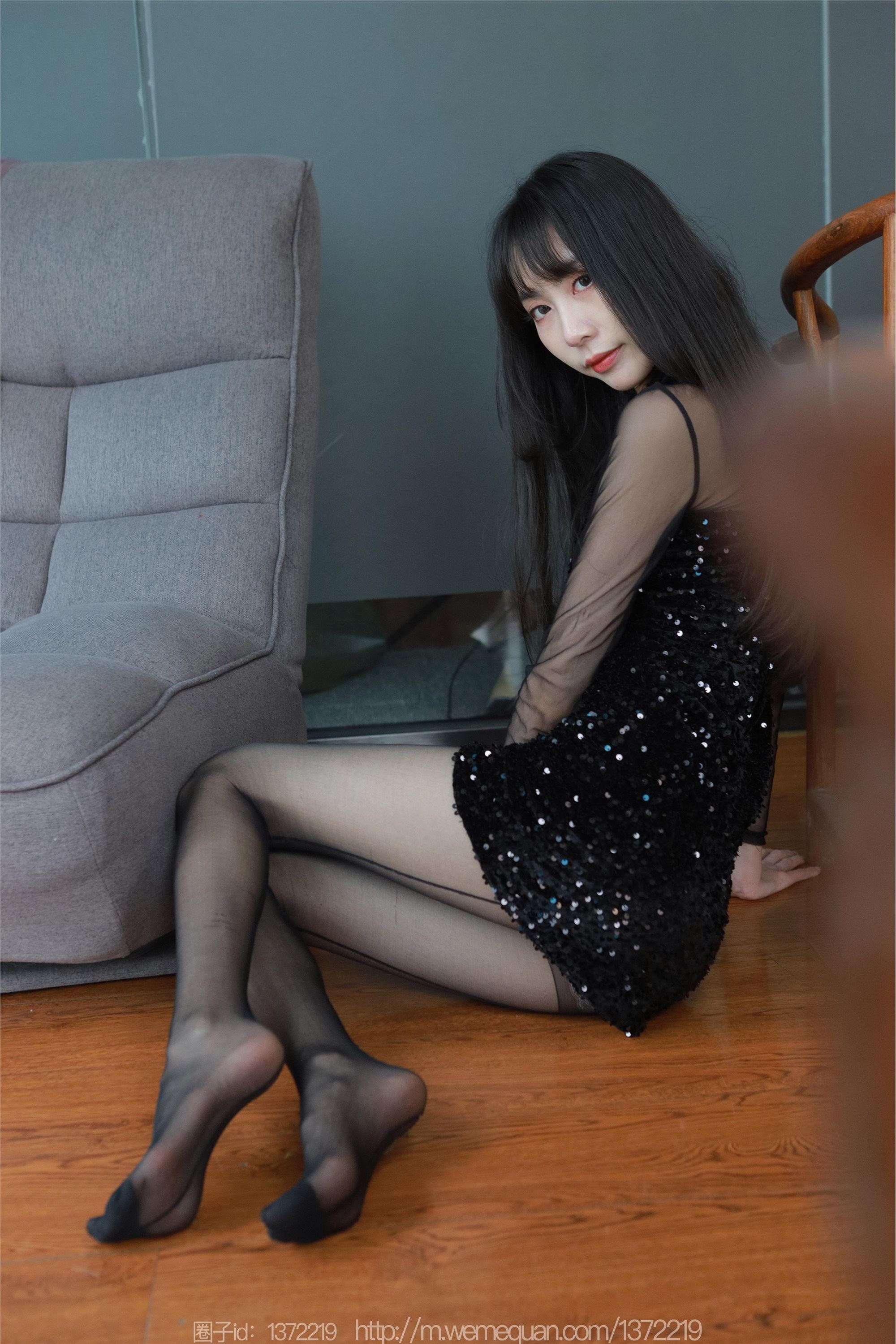 IESS异思趣向  2023.04.12 丝享家 1419 团团《亮片嘿丝裙》